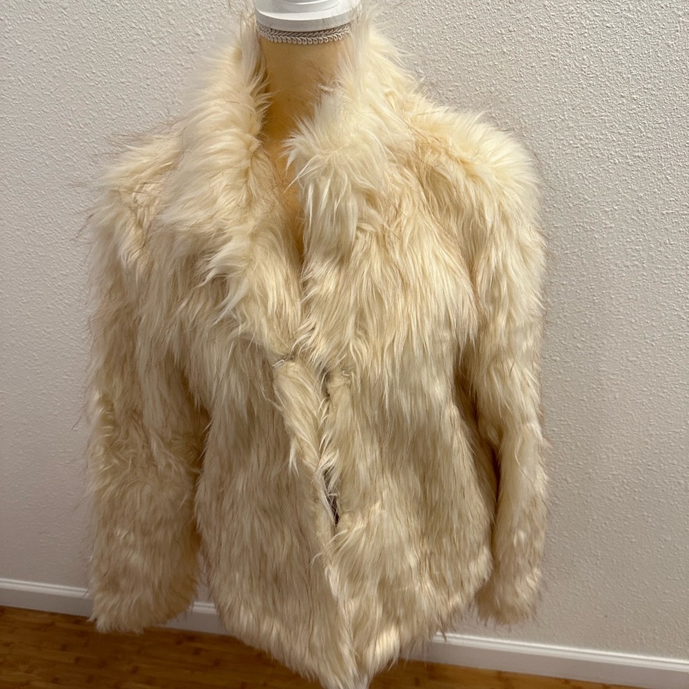 Cisono Los Angeles size XL faux fur jacket